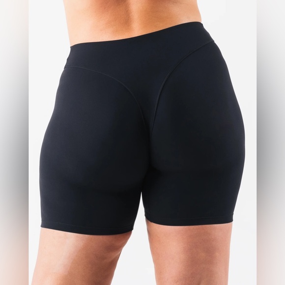 Alphalete Tenacity Parker Biker Short 7” - NWT - Picture 7 of 7